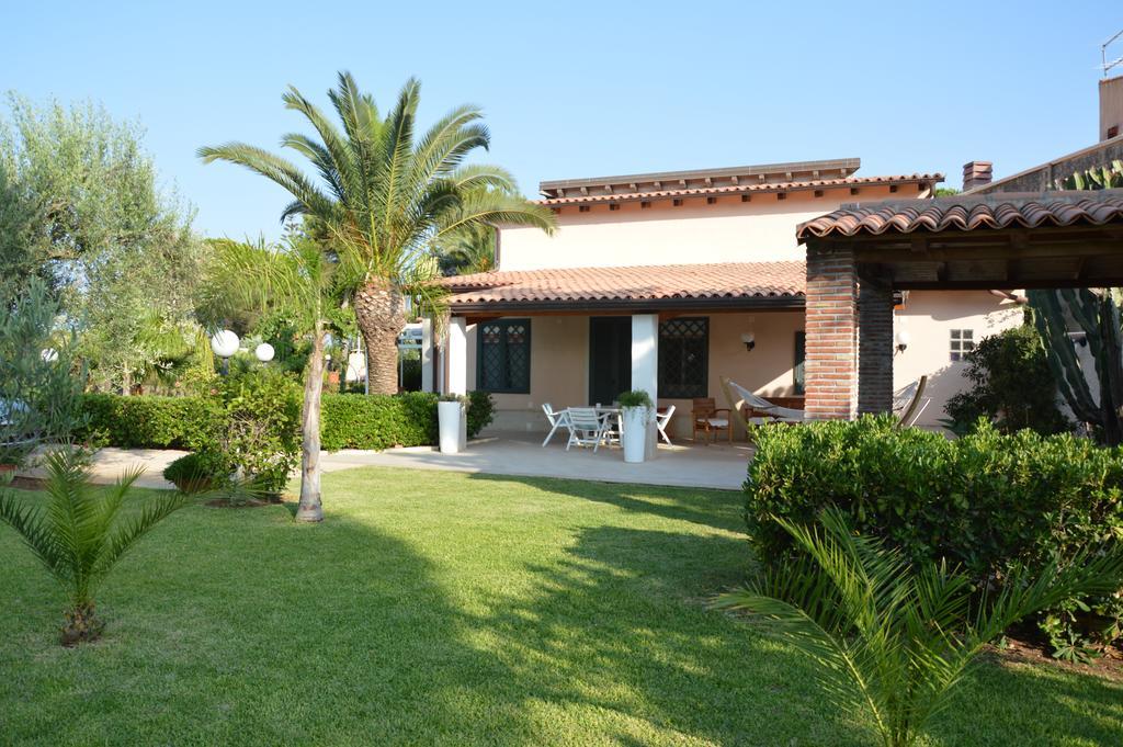 Villa Paola Fontane Bianche Exterior foto